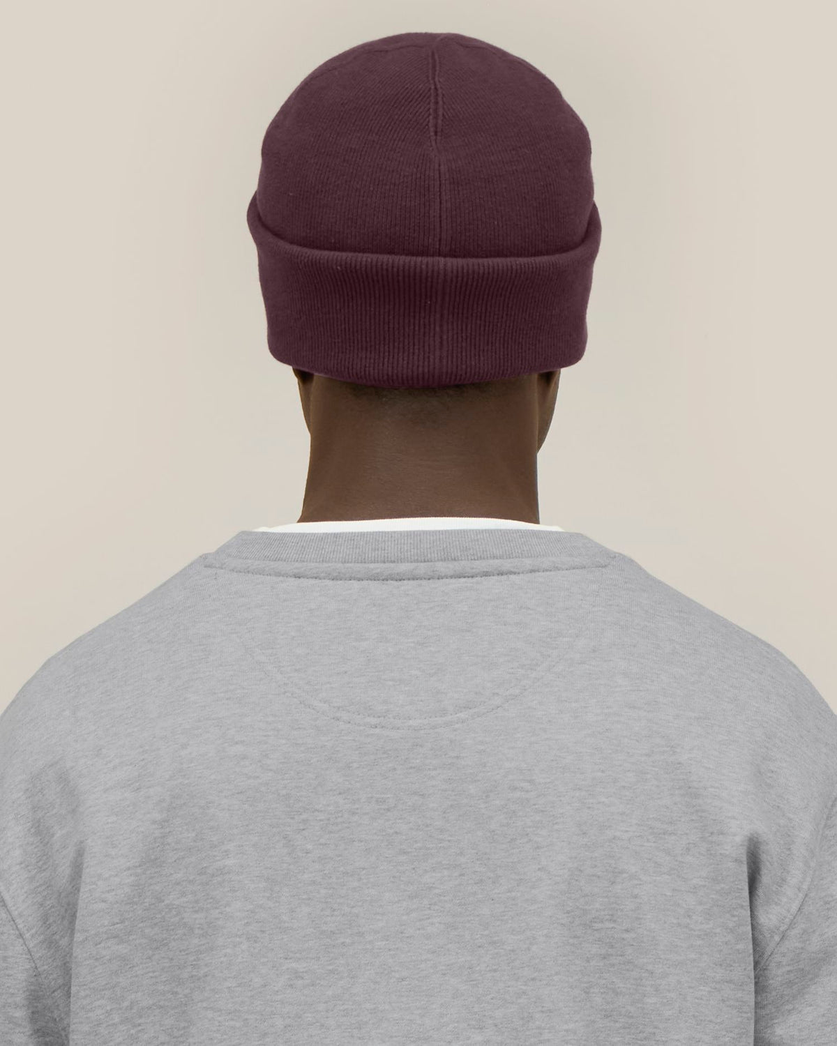 Stanley/Stella Rib Beanie 2.0 – Red Brown (C116), mallikuva takaa