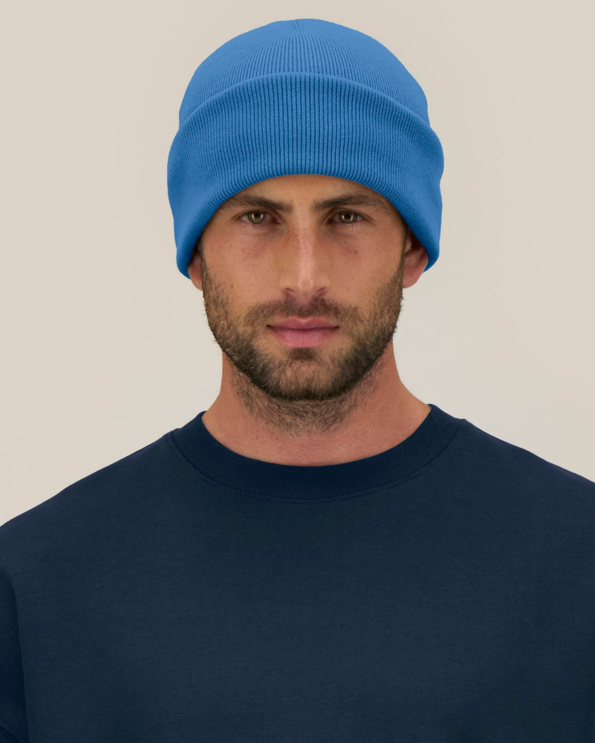 Stanley/Stella Rib Beanie 2.0 – Mindful Blue (C729), mallikuva edestä