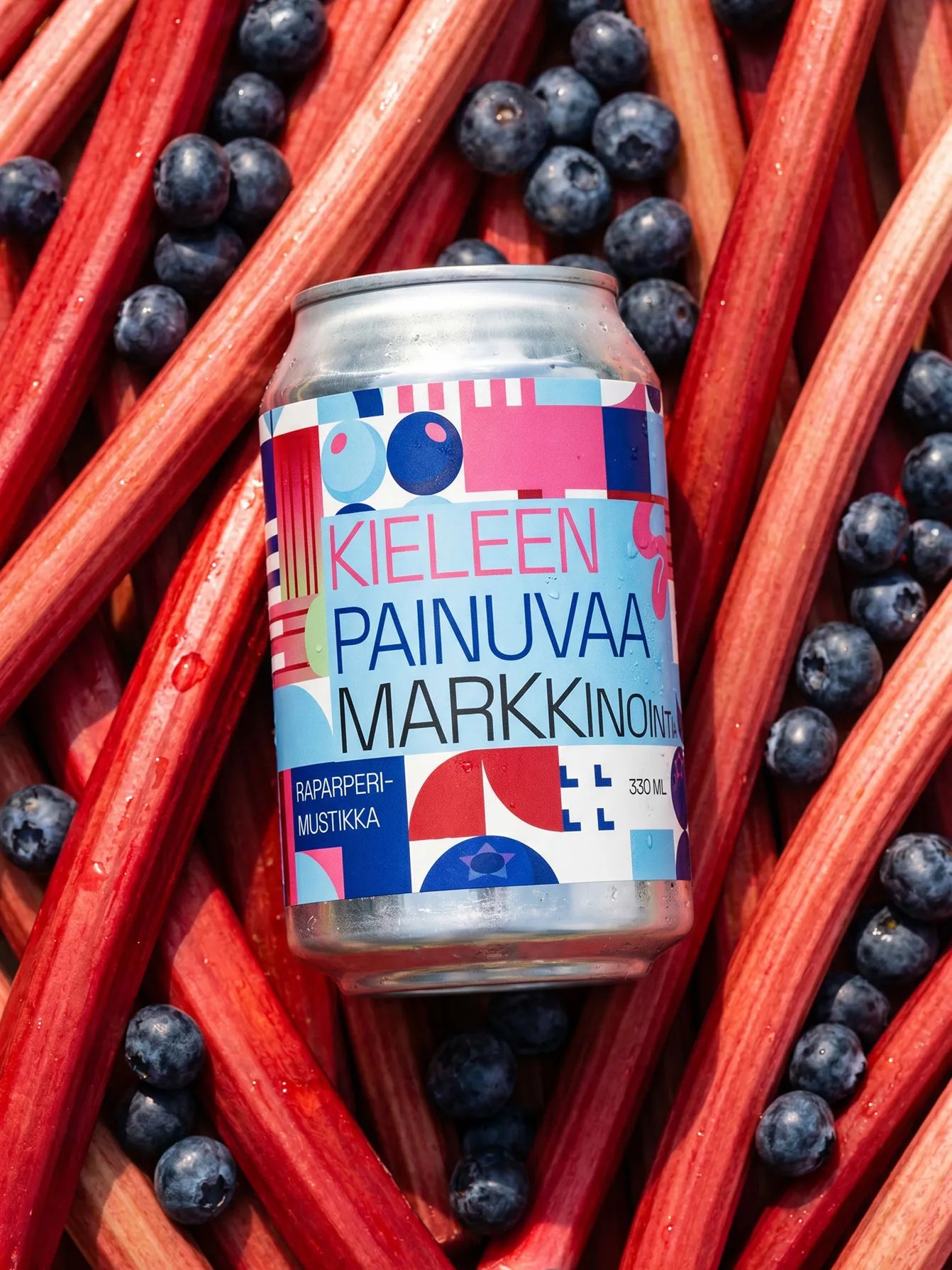 Raparperi-mustikkalimu omalla logolla 330 ml – tölkin ilme-esimerkki
